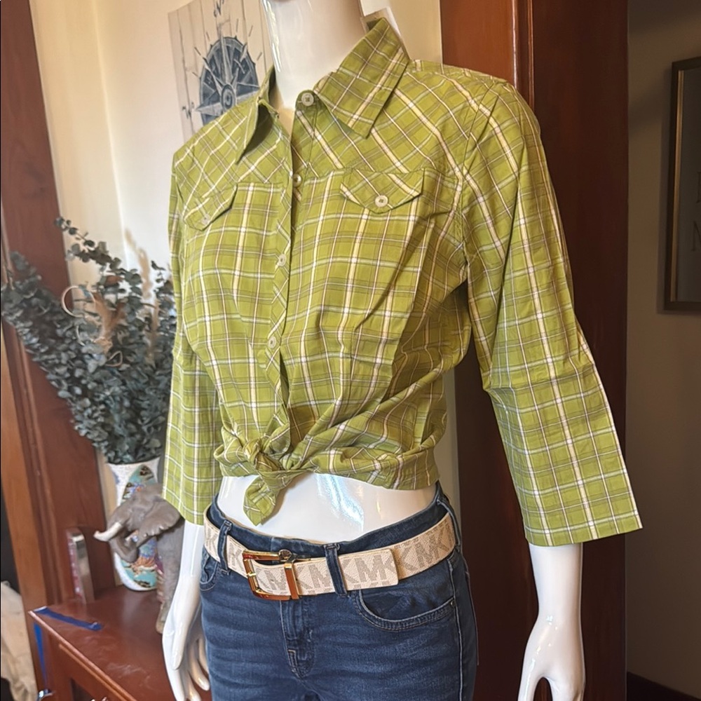 NWT northern reflections size small Green Plaid Women's Top